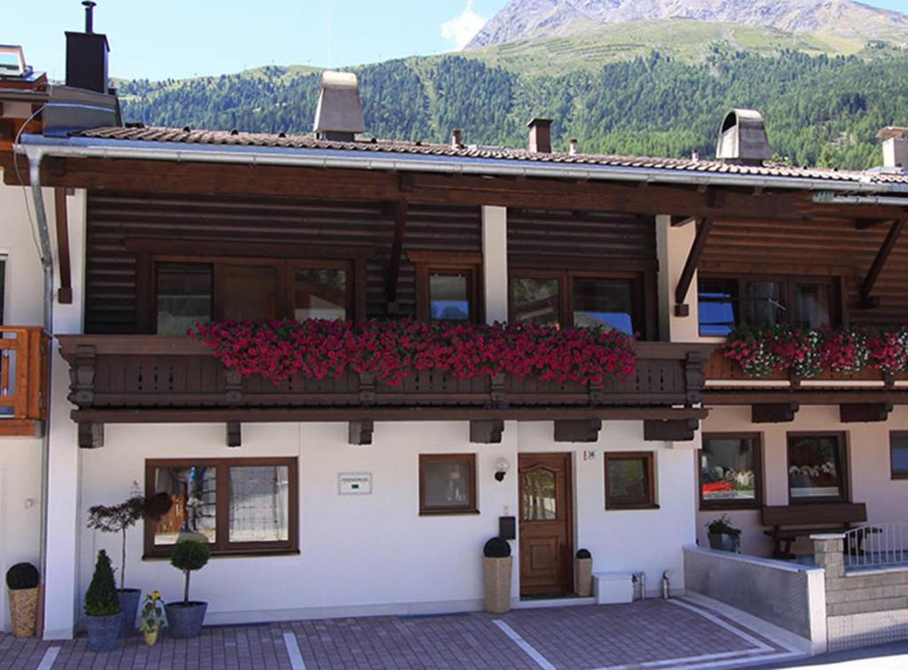 Haus Ingrid Apartment Solden Bagian luar foto